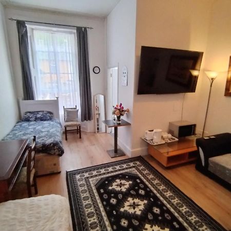 Ferienwohnung Studio With Parking Next To Port And Cliffs Dover Exterior foto